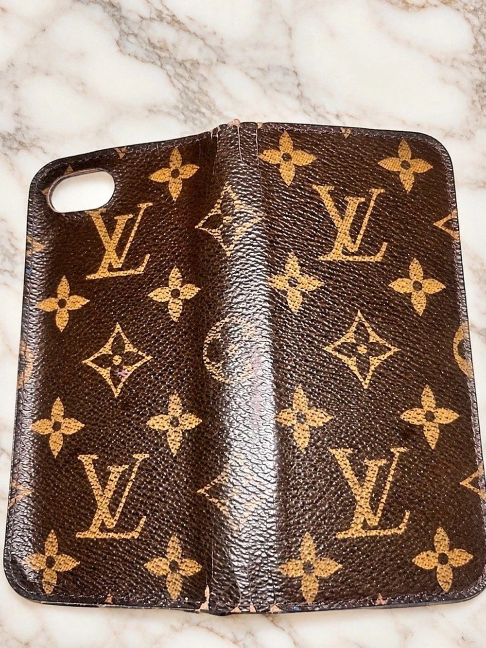 REHAB Louis Vuitton Monogram Folio Phone Case - Picture 5 of 8